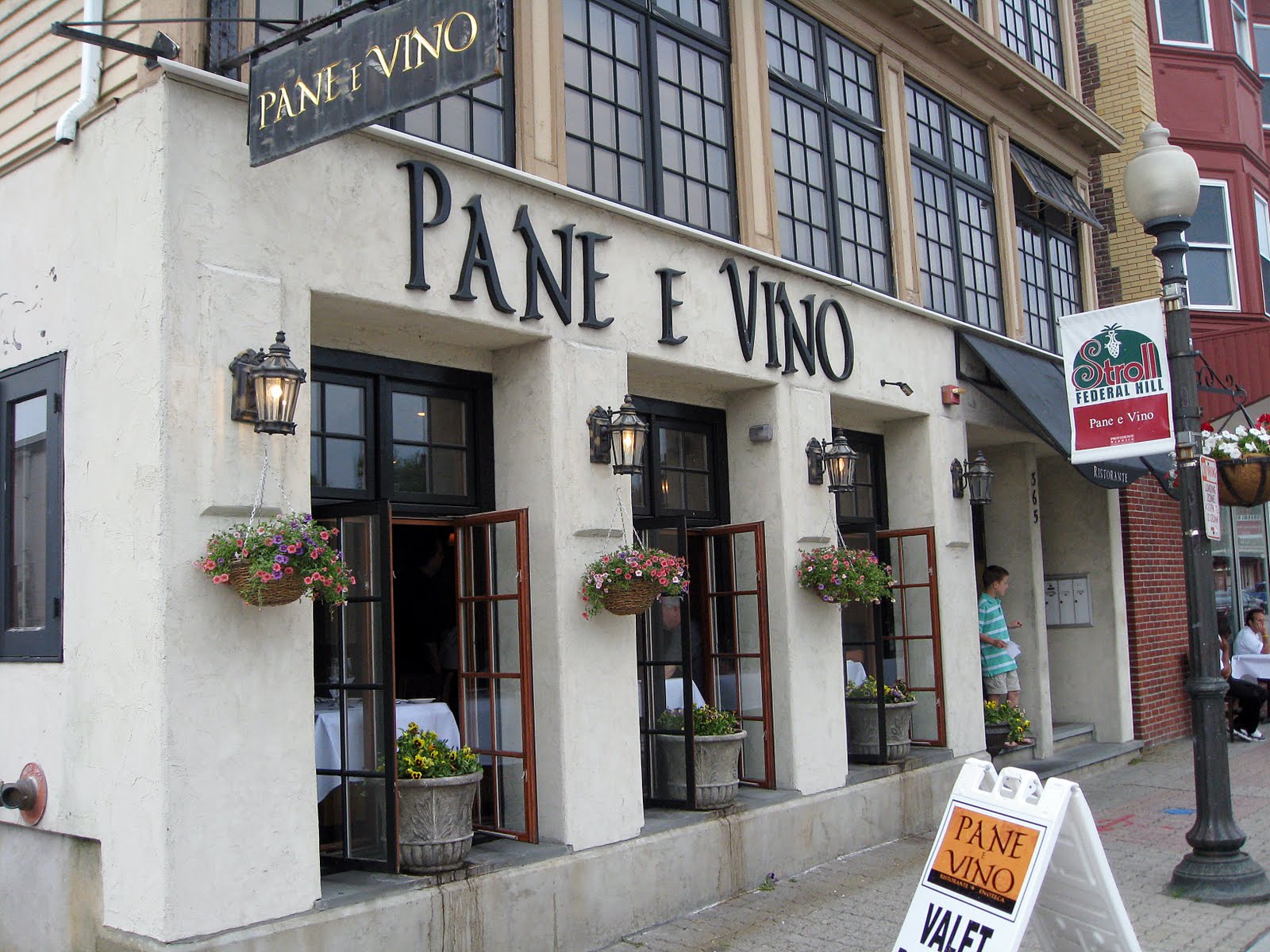 CHÁ COM ARROZ Pane e Vino Providence