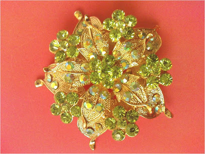 Brooch01_Kelopak Bunga (2 layer)