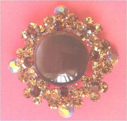 Brooch05