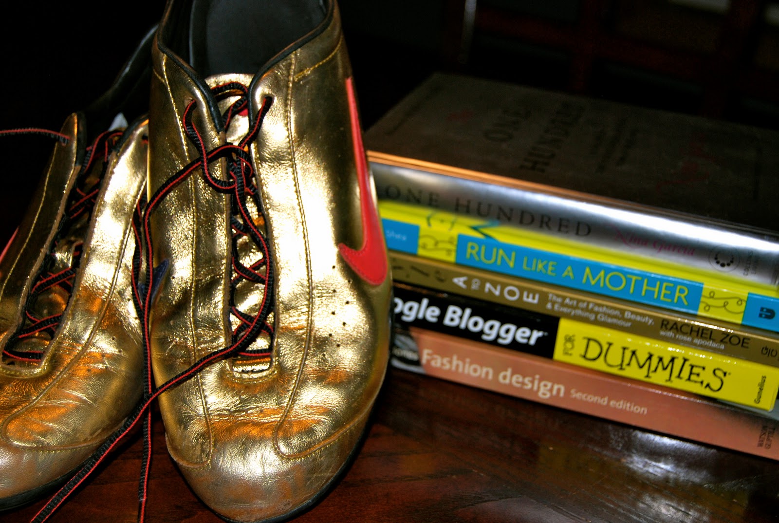 mens gold nike shoes