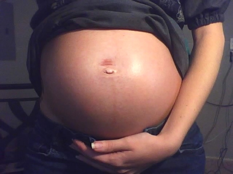 [Keri+belly.JPG]