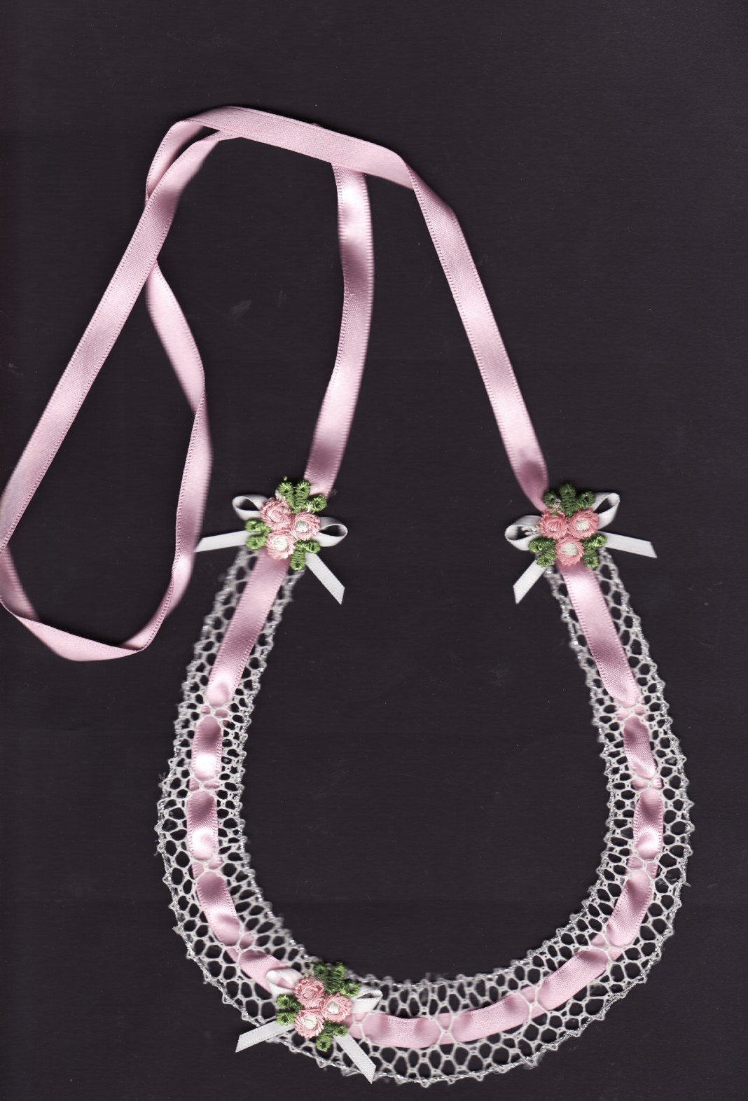 [Wedding+horseshoe3.jpg]
