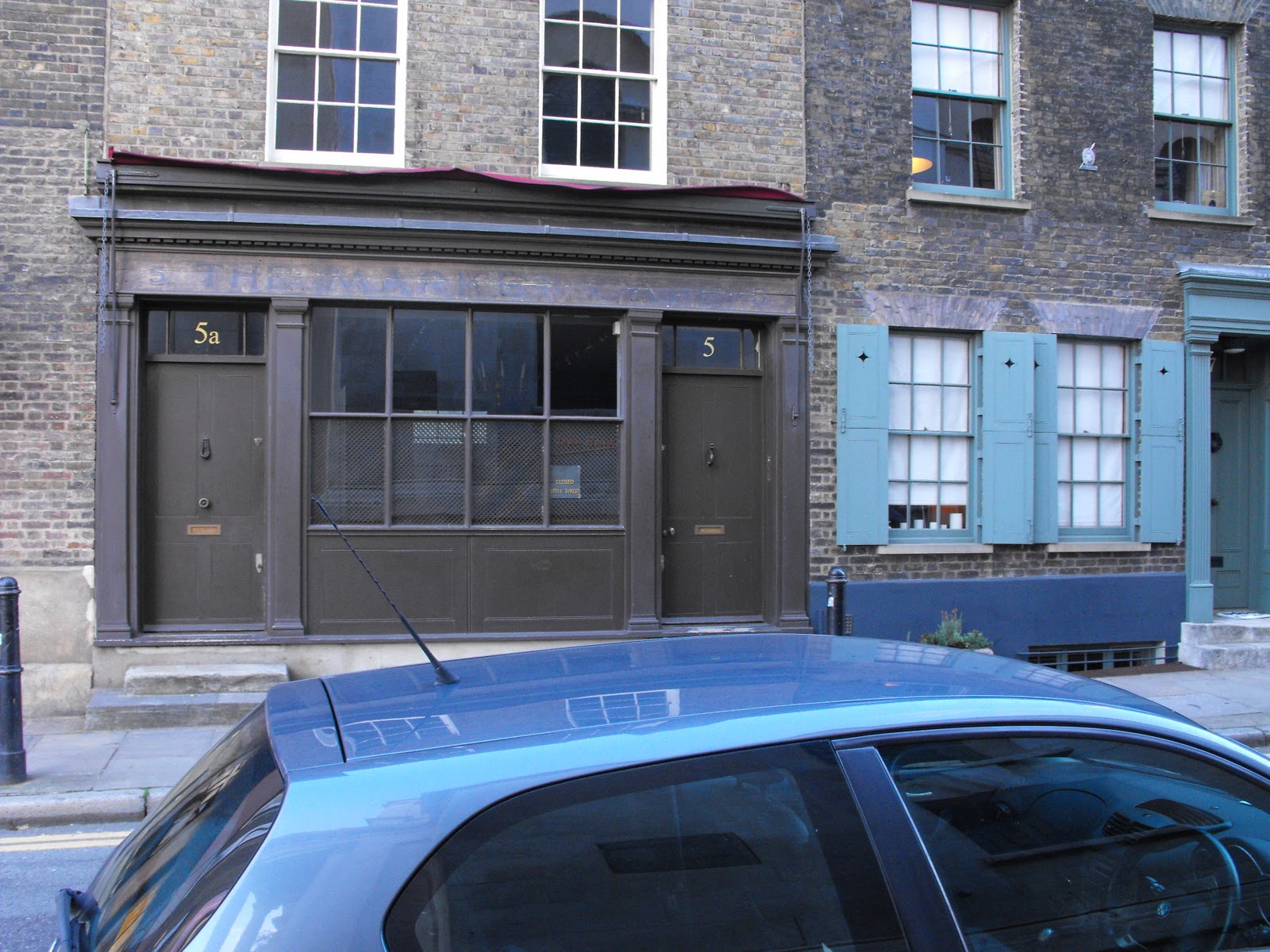A room of one zone Bike Buddies and Shop fronts
