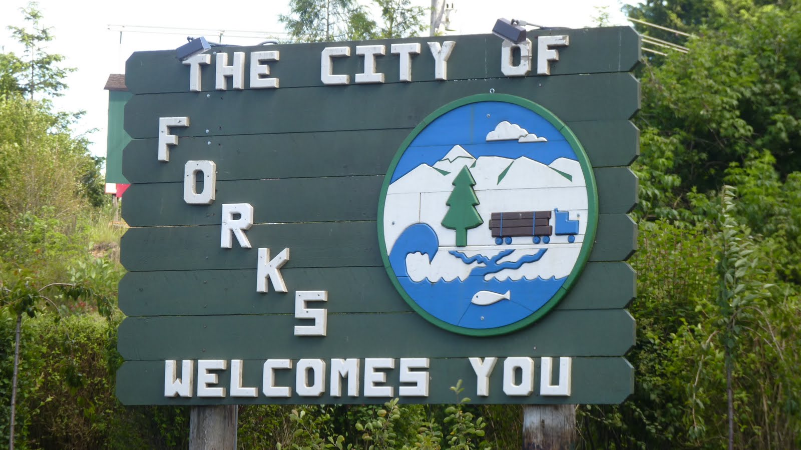 Travels with Larry and Marsha Sasha Reports from Forks, Washington