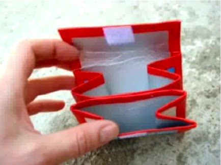 Una apariencia: Crea tu propio monedero reciclando tetrabrik