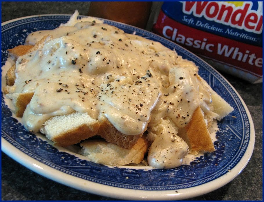 Fat Johnny's Front Porch Bread & Gravy