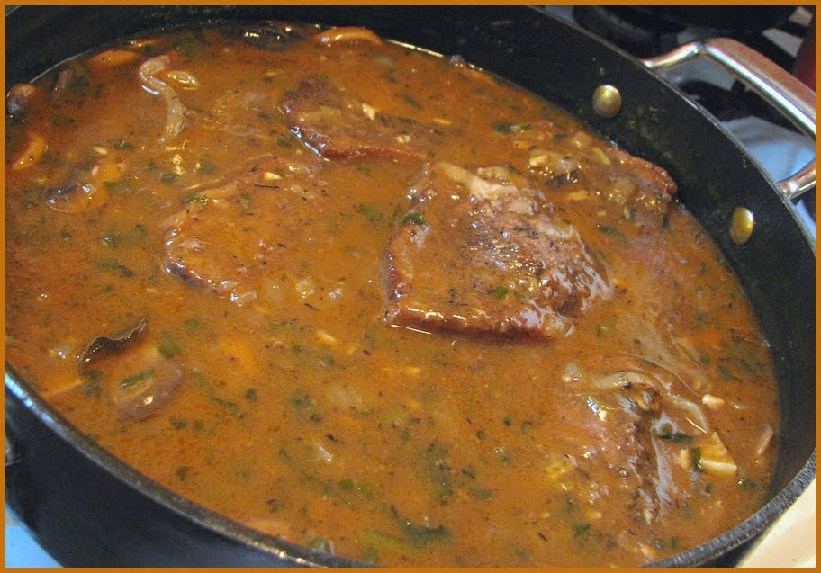 Fat Johnny's Front Porch KawCajun Smothered Steak