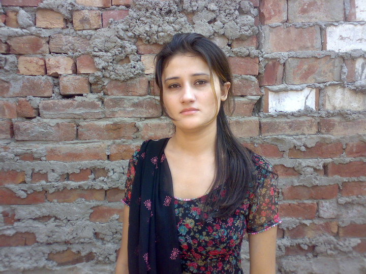 Hot Pakistani Girls Hot Pakistani Girls Pic 3-7830