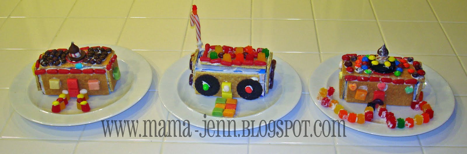 [gingerbread+houses.jpg]