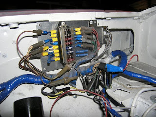 My 1974 MGB Restoration Project: New fuse panel installed