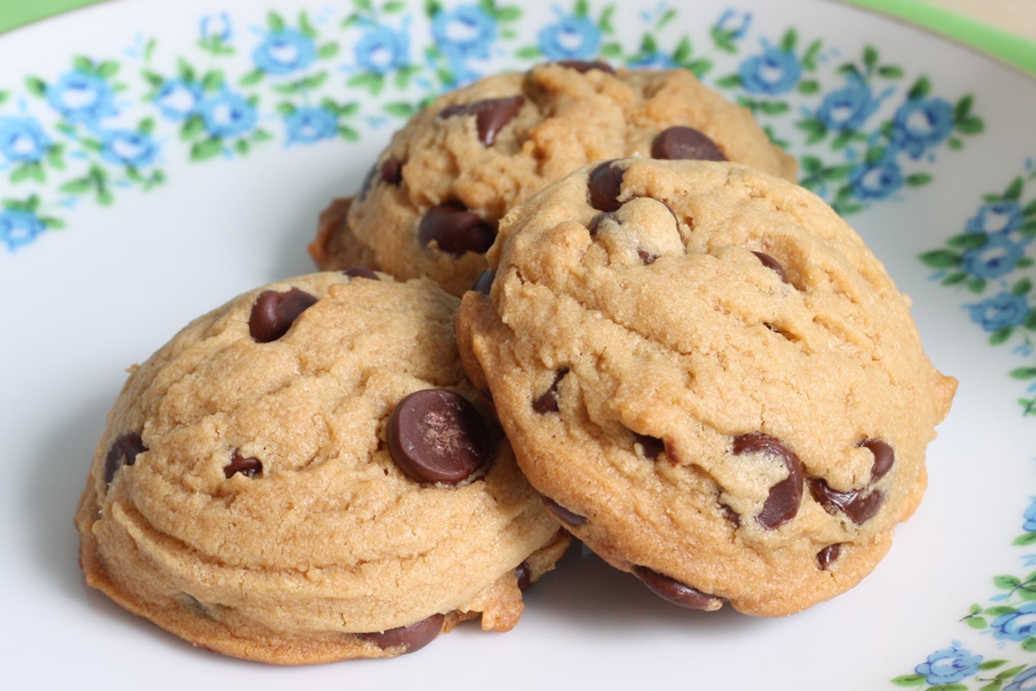 That Winsome Girl: Peanut Butter Chocolate Chip Cookies