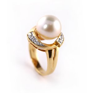 [pearl+ring.jpg]