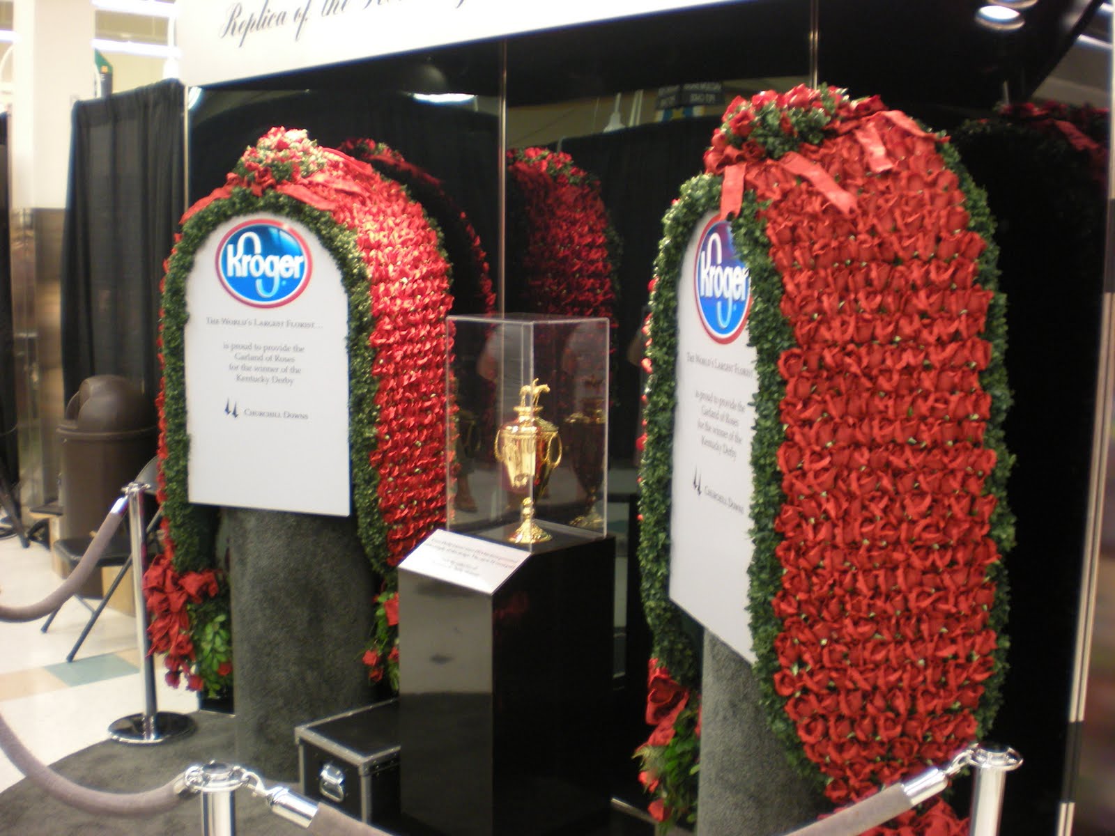 Beeutiful By Design Garland of Roses