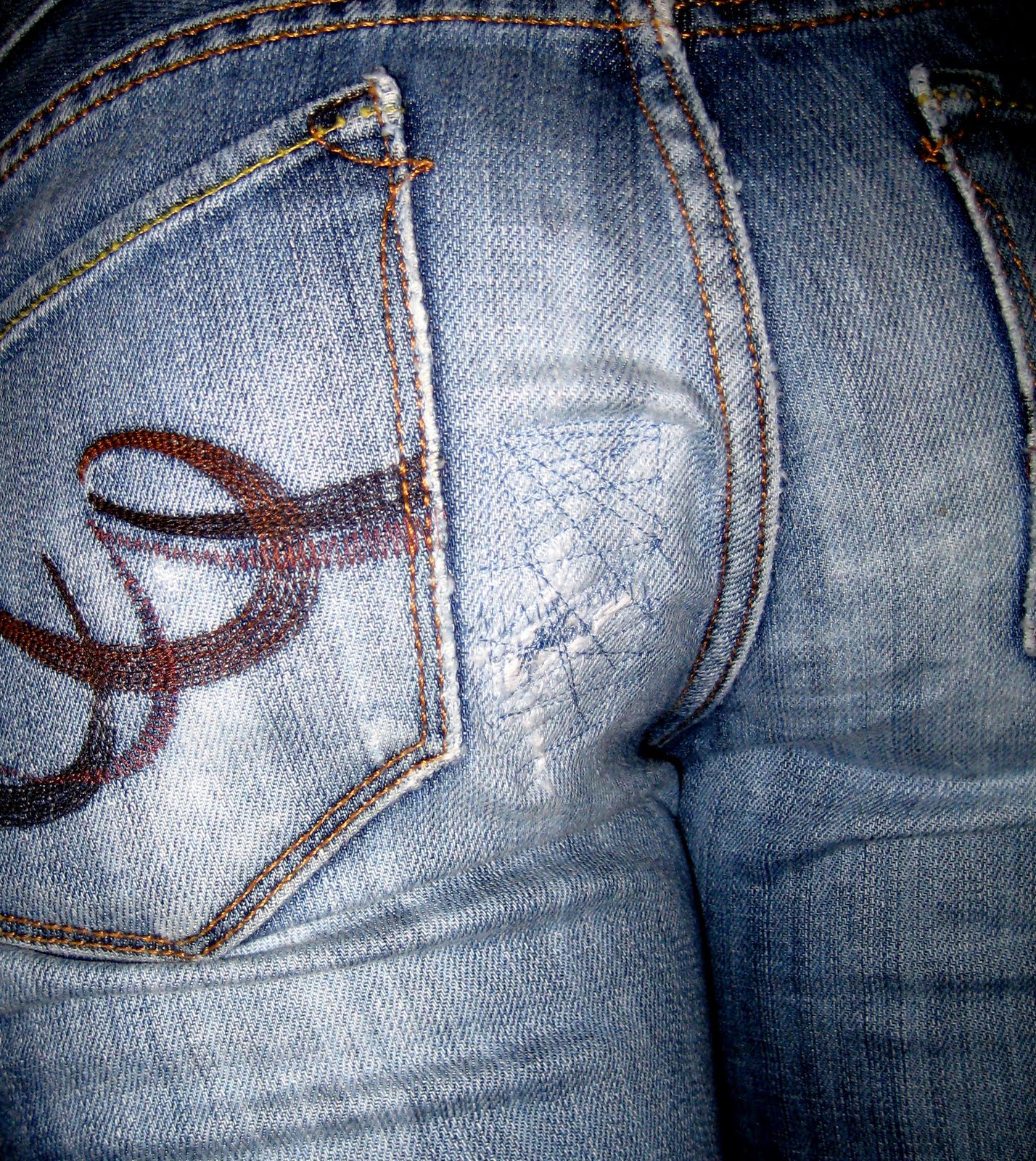 как зашить дырку на жопе на джинсах фото 53