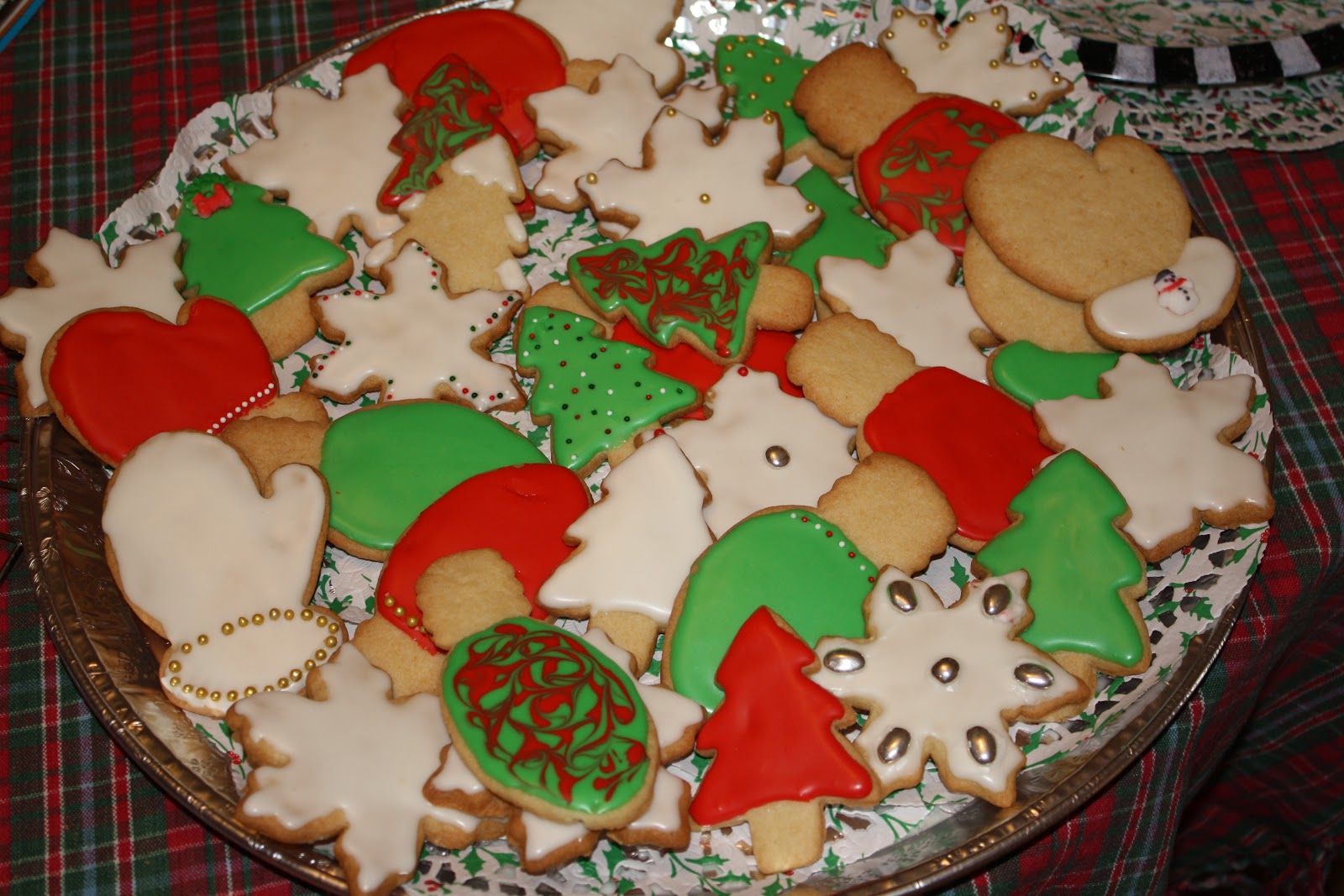 FR3H cupcakes & etc. Christmas Cookies!