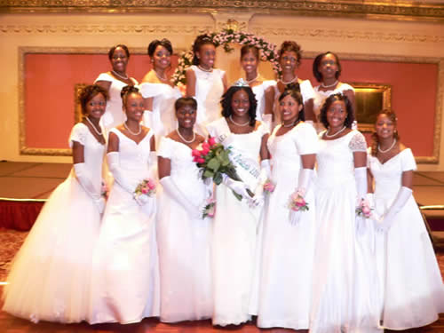 [Debutantes.jpg]