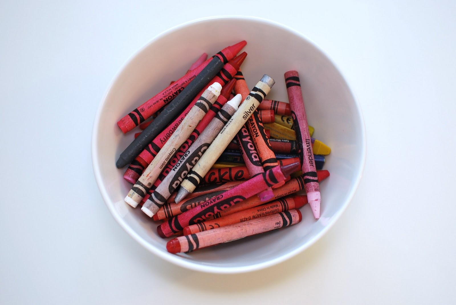 anna and blue paperie {Tutorial} Homemade Crayons