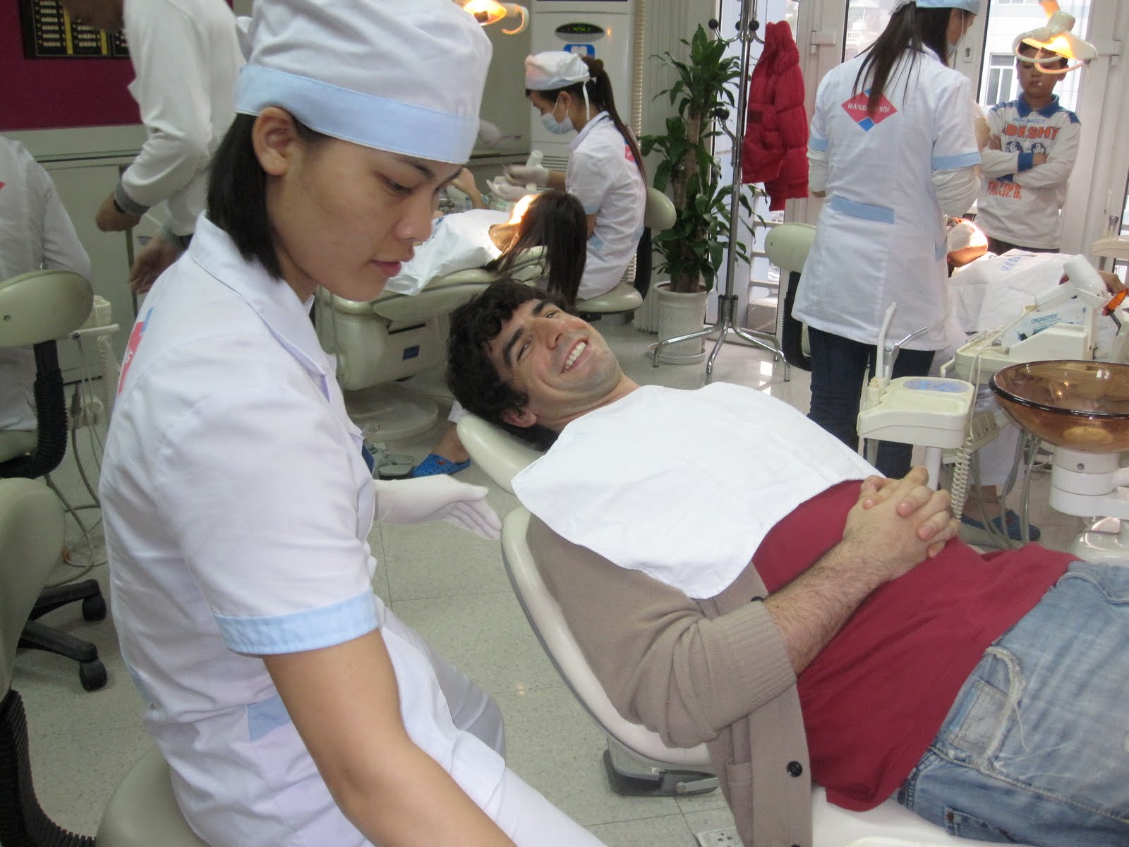 Ahoy Hanoi! The Dentist