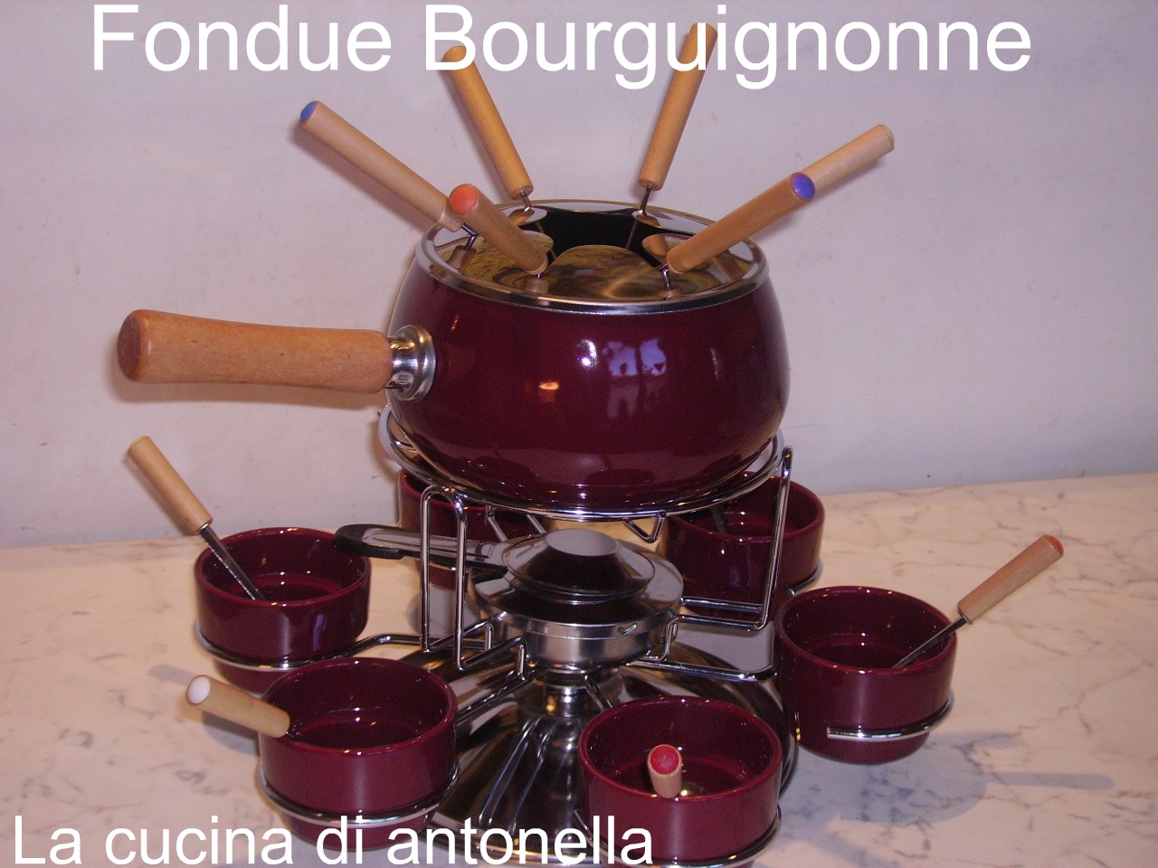 LA CUCINA DI ANTONELLA Fondue Bourguignonne con le salse