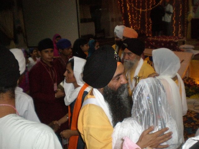 [PC265821.JPG]