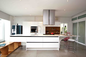 DISEÑO Y DECORACIÓN DE COCINAS: ¿Es formica en alto brillo? "No, es