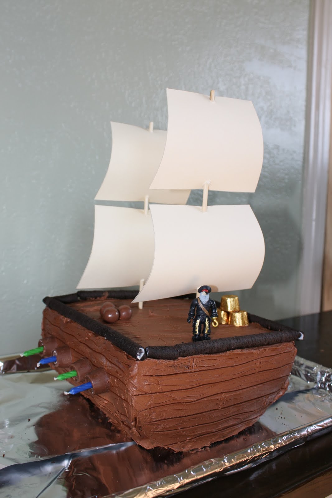 Pirate Ship Cake - Stacy Risenmay