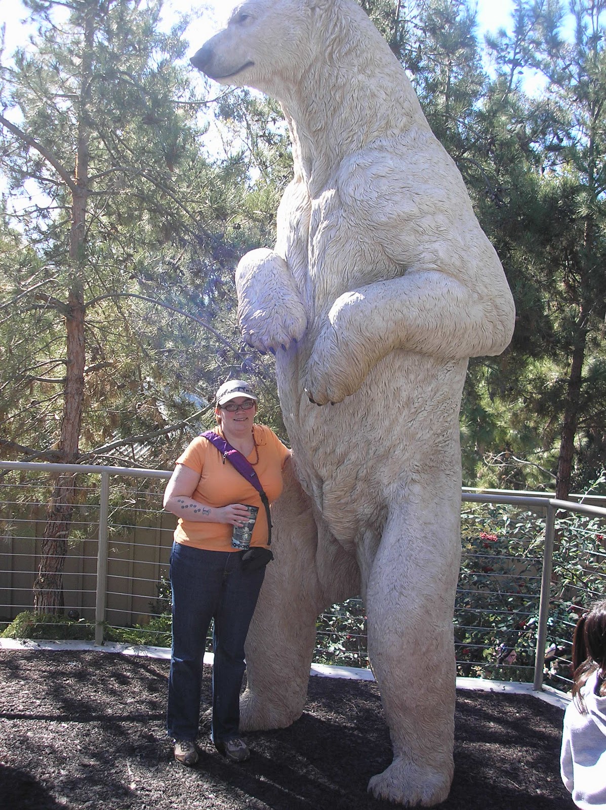 Summer+posing+with+giant+polar+bear.JPG