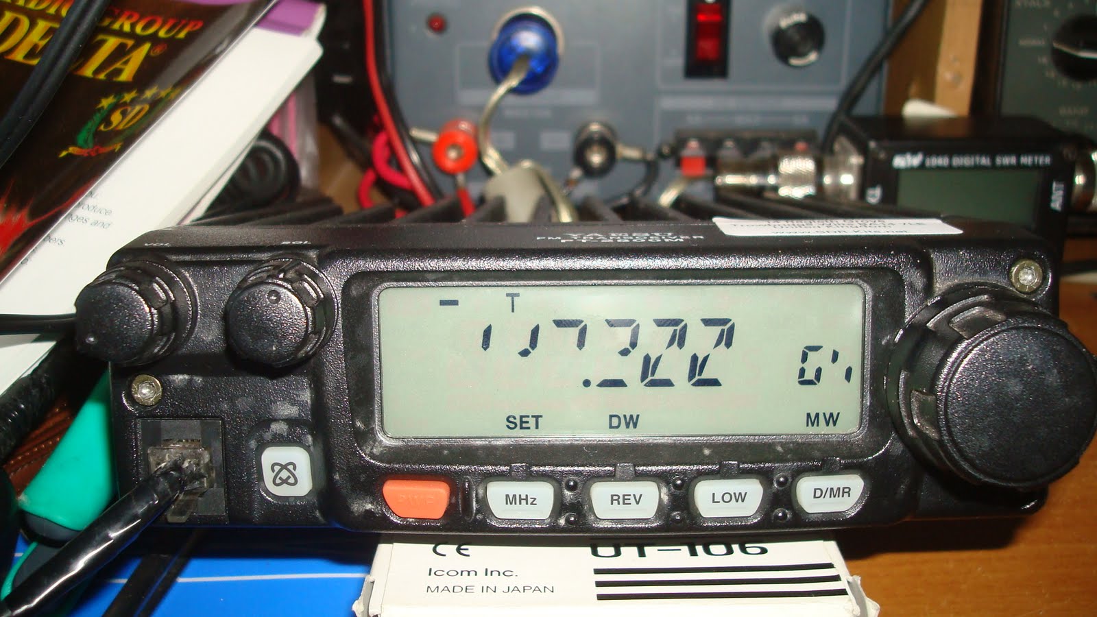 9W2MZY: Faulty LCD Yaesu FT 2800M
