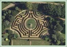 Somerleyton Hall Maze
