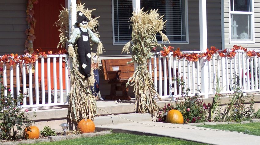 [porch.jpg]