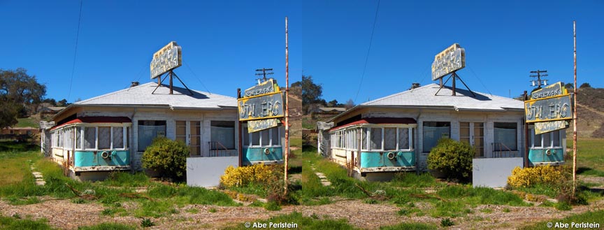 [070315-Abandoned-railcar-diner-1-X-C-BLOG.jpg]