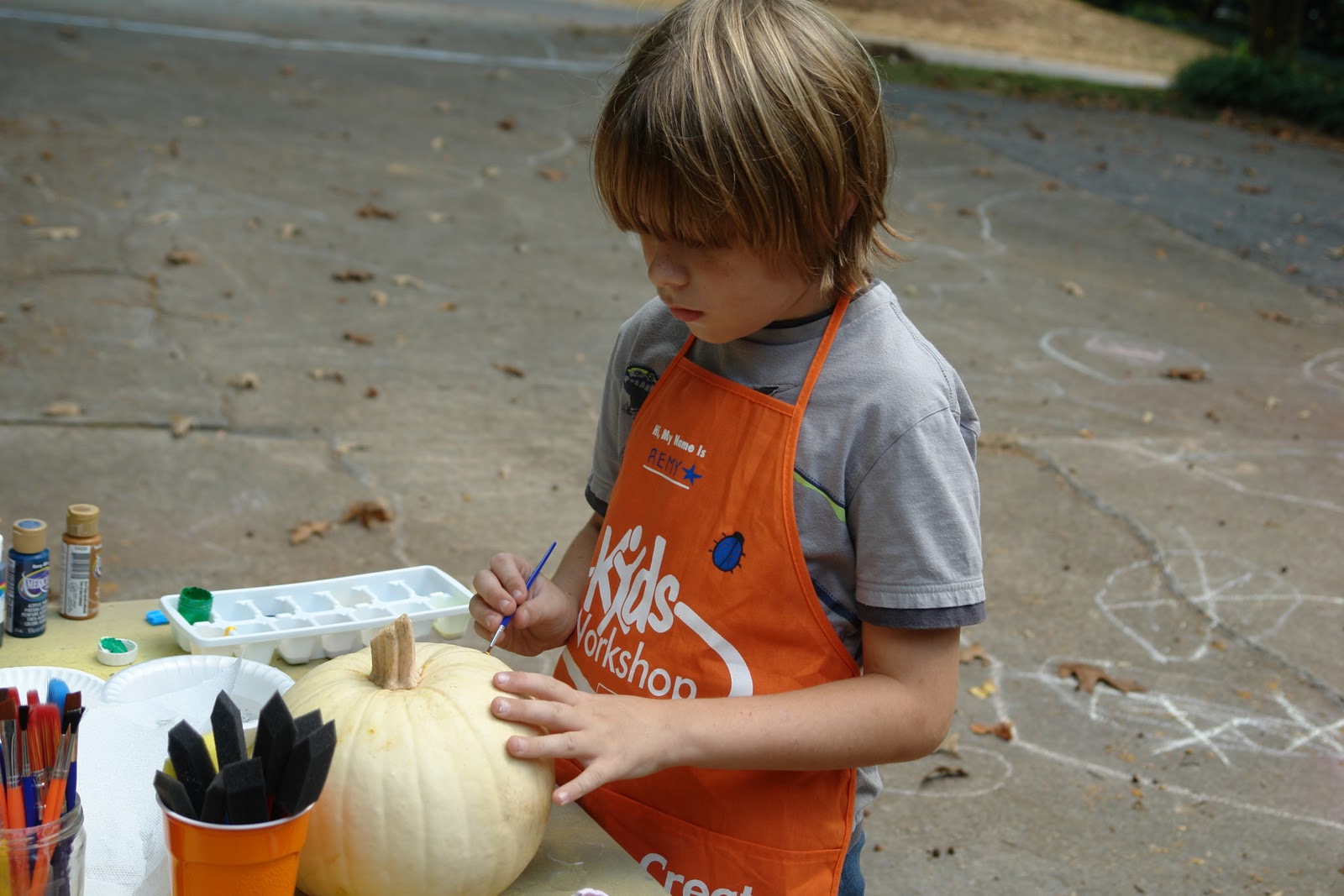 booturtle's show and tell: Painting Pumpkins