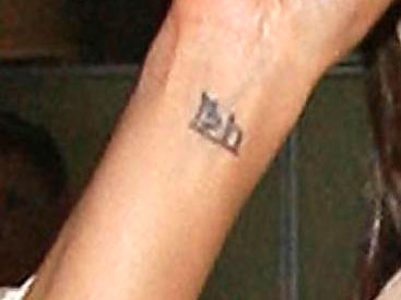 jessica alba tattoo wrist