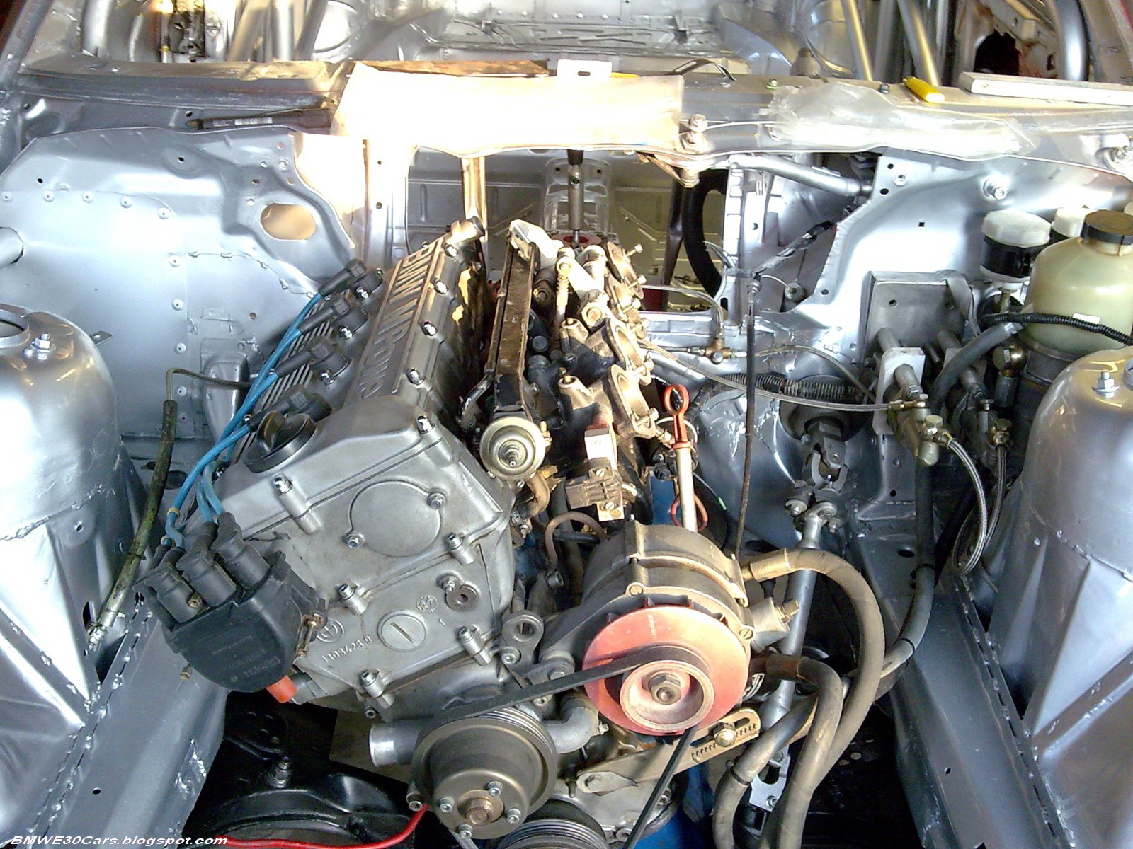 Двигатель 14 б. S14b23 двигатель. S14 BMW двигатель. S14 engine. МП-14 двигатель.