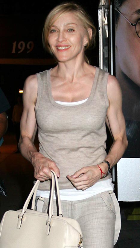 [MadgeL_468x829.jpg]