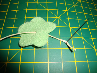 flor+de+feltro+023.JPG