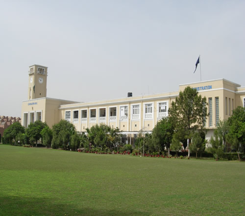 WHICH UNIVERSITY IS BEST FOR BS ENGLISH IN PESHAWAR visual data 8