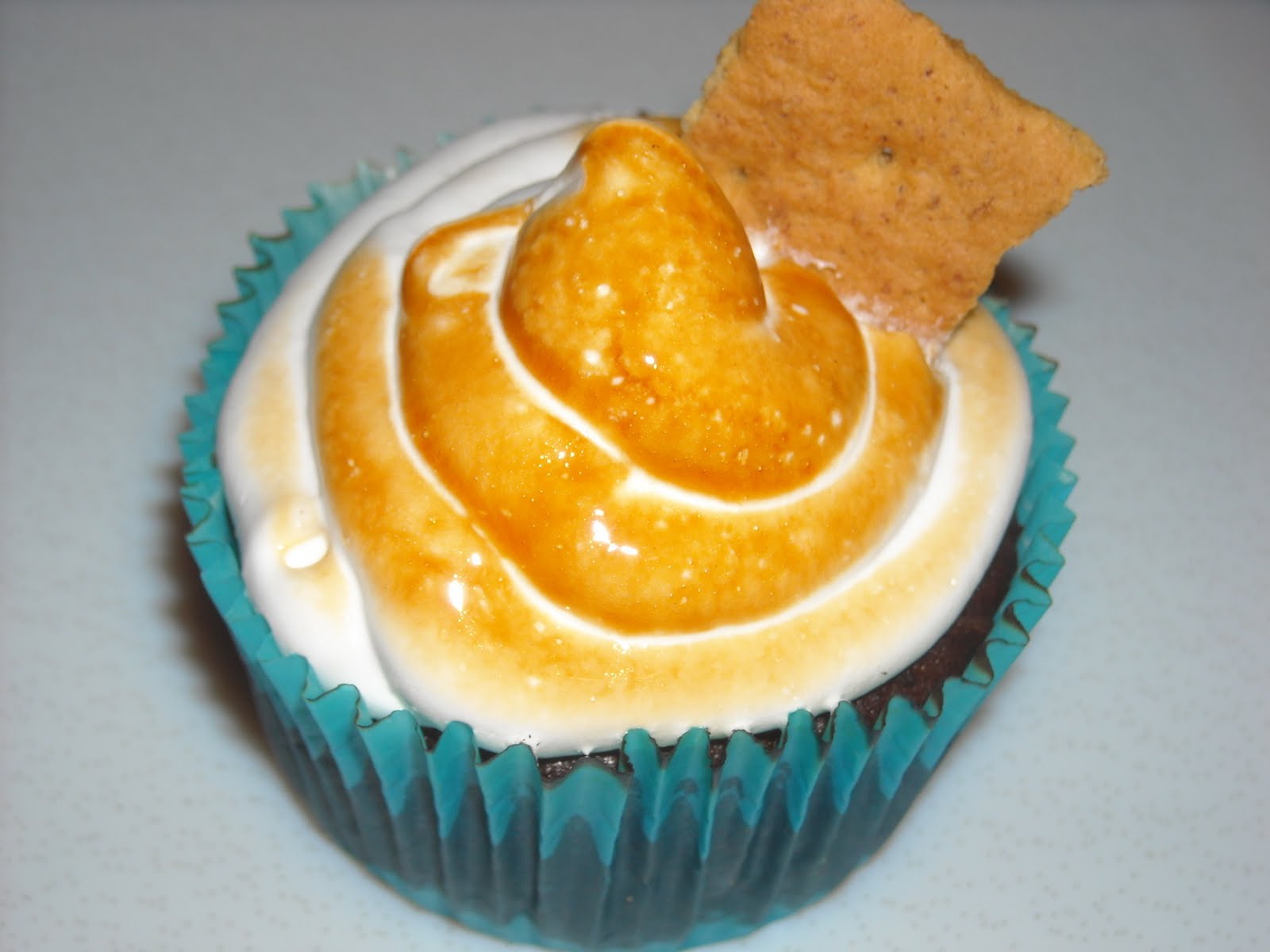 Hello Dollies! Bakery Cupcake Madness!