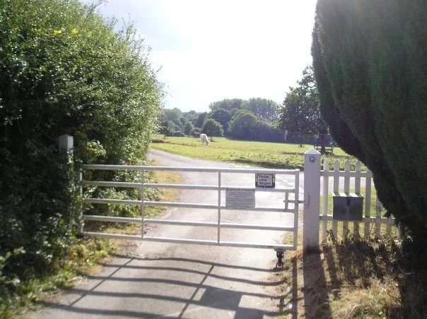 Hanworth Common with the gated roads leading onto the village common