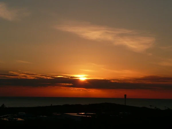 This section of coast is an excellent place to view sunsets. There is a hill on the Woodhill Park camp site that entices you up there to witness this event, and in summer you will find many people watching the sun go down from this vantage point.