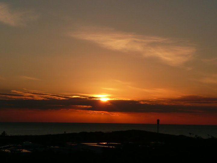 This section of coast is an excellent place to view sunsets. There is a hill on the Woodhill Park camp site that entices you up there to witness this event, and in summer you will find many people watching the sun go down from this vantage point.