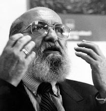 <strong>Paulo Freire</strong>