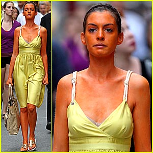 Hollywood Tans: Senior Tanologist: Fear Not! A Spray Tan Doesn't Always