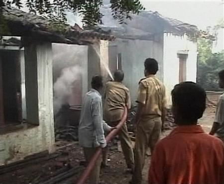 [PERSECUTION+India+ORissa+christian+orphanage+putinfire+out.jpg]