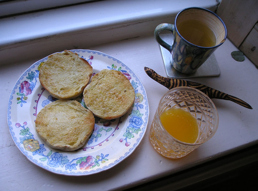 [15-03-09+muffins+for+breakfast.jpg]