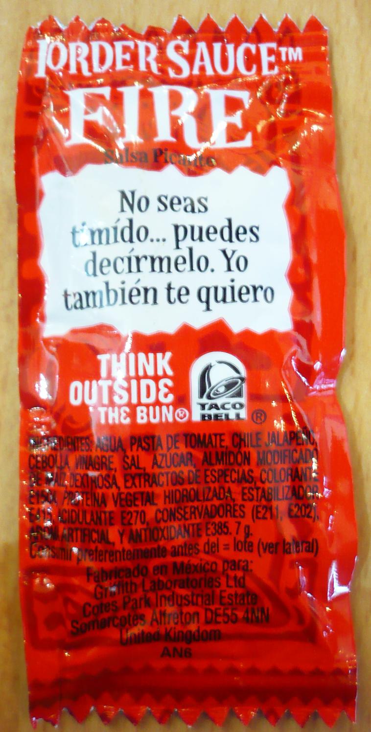 ALBERTO BURNEO ENVASES CON COPY EN LAS SALSAS DE TACO BELL