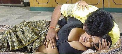 101+hot+sexy+mallu+auntiy.JPG