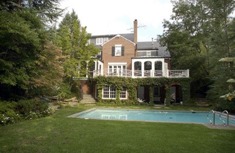 [Daschle+Mansion.jpg]