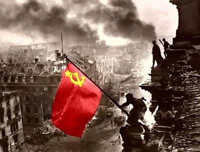 [bandera+soviética+em+berlim.jpg]