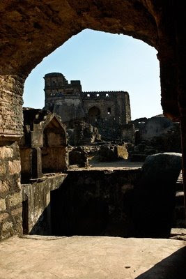 Posted by Vibha Malhotra : Madan Mahal - Watch Tower of the Past : A View of the Fort Through one of the Arches